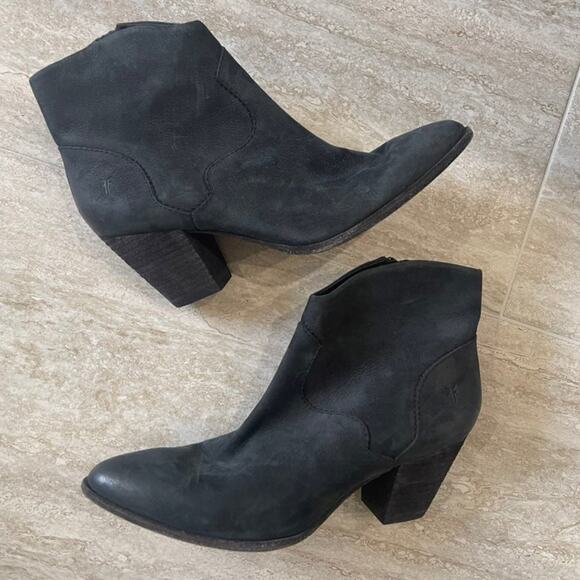 Frye black nubuck leather western style booties  sz 9 NEW - Picture 1 of 12